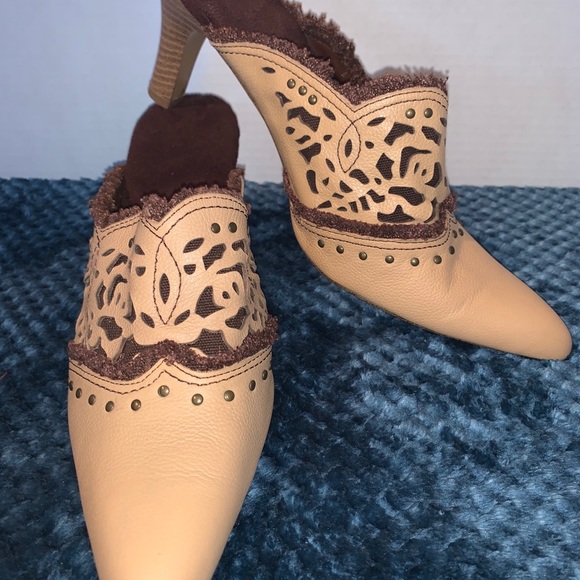 Western Style Women’s  Slip On Mules Clogs Shoes - Picture 2 of 6